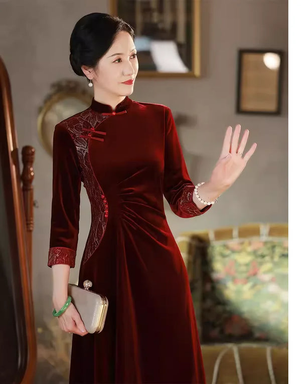 Red Long Sleeves A-Line Velvet Qipao for mothers