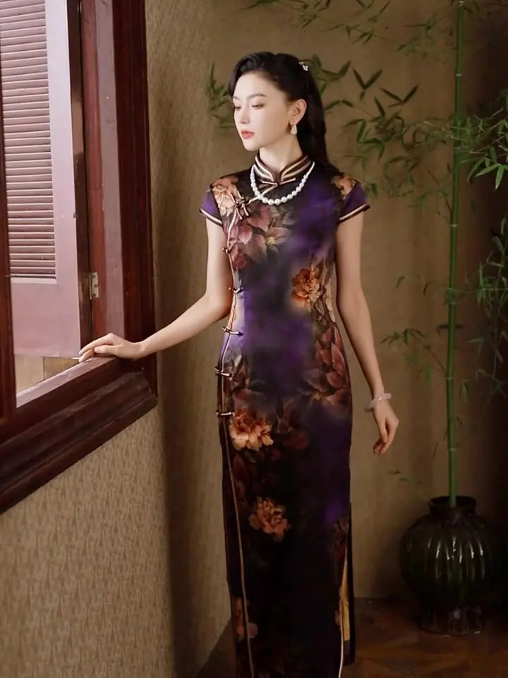 Vintage-Inspired Purple Silk Qipao with Floral Print