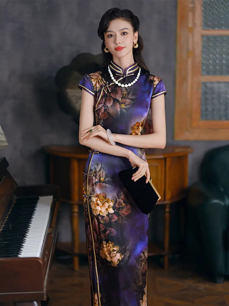 Vintage-Inspired Purple Silk Qipao with Floral Print