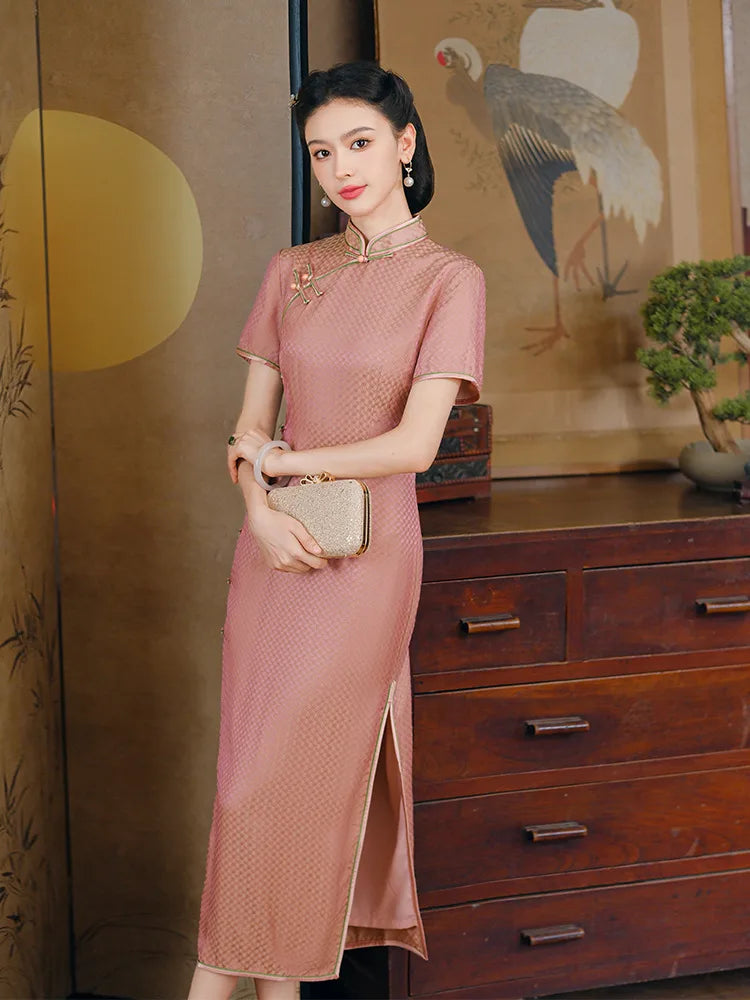 Rosa Chinesisches Kleid für Damen – Seiden-Cheongsam-Qipao