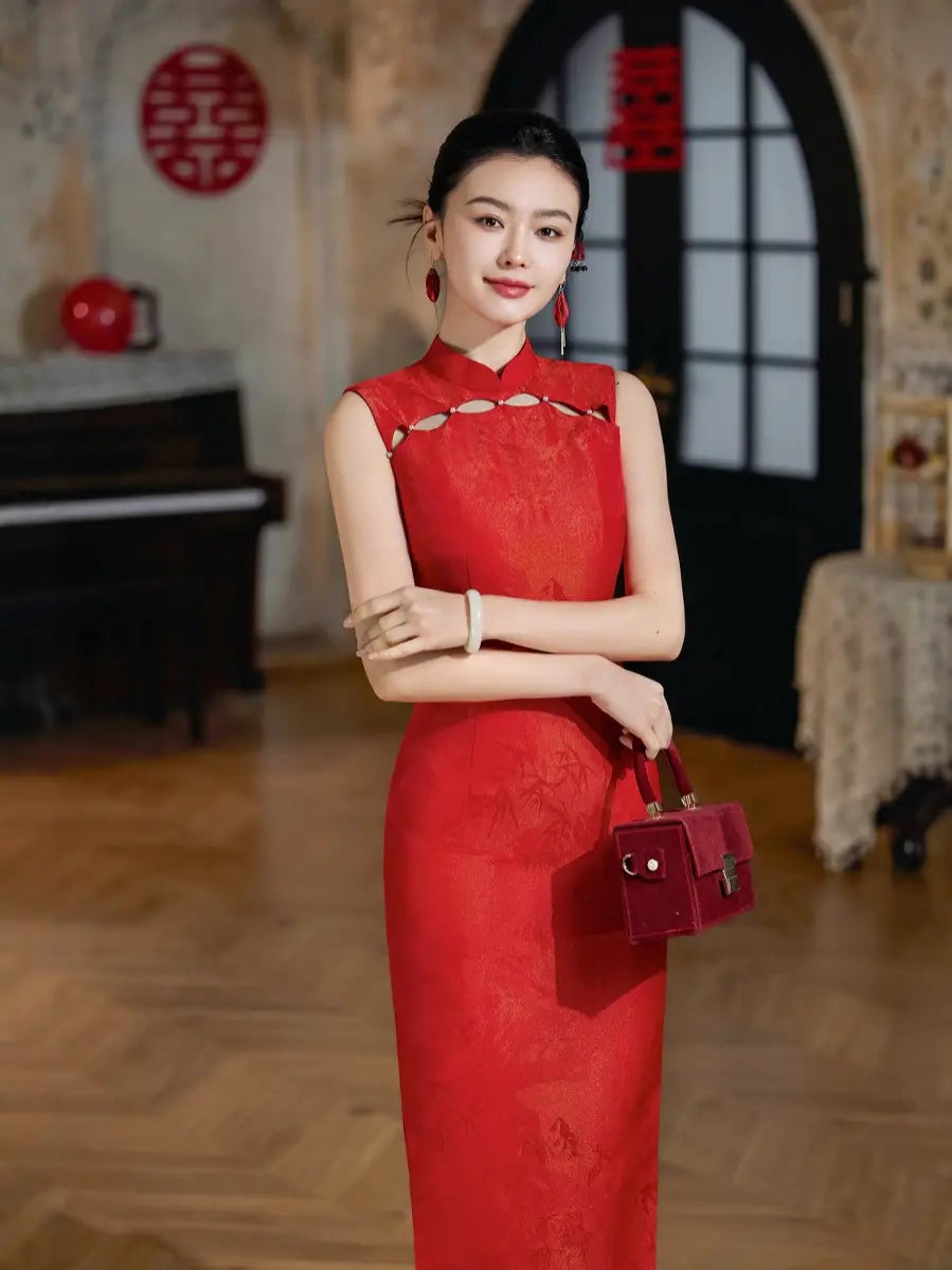 Red & Gold Brocade Sleeveless Modern Wedding Qipao Dress Oriental Me Red & Gold Brocade Sleeveless Modern Wedding Qipao Dress Oriental Me