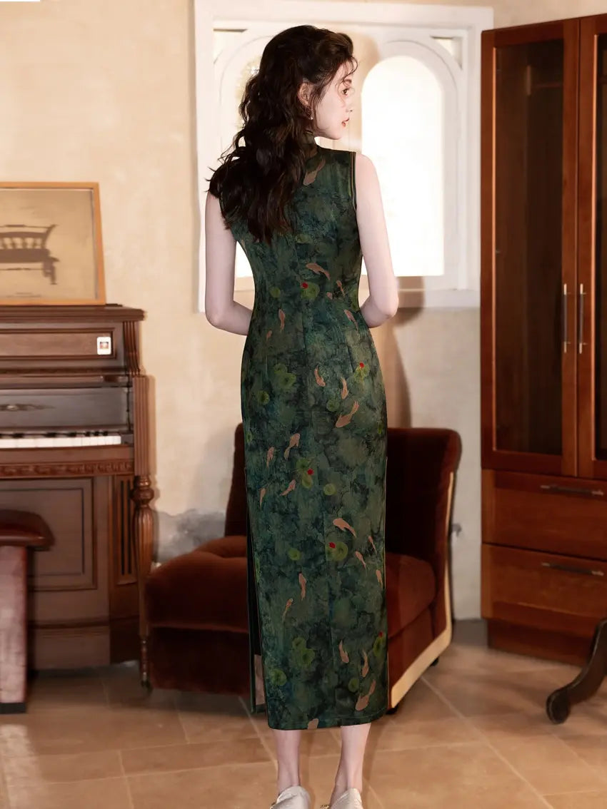 Dark Green Koi Pond Sleevess Qipao Dress