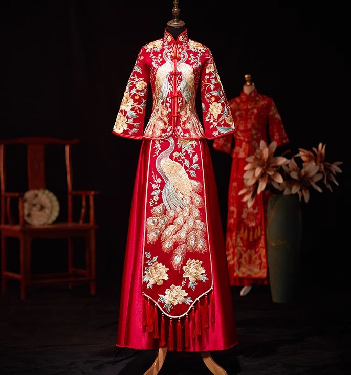 Traditional Chinese wedding phoenix qun kwa qipao dress