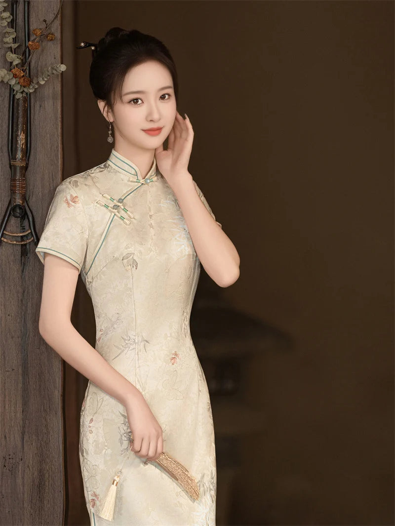 Woman wearing a traditionalBeige Vintage Short Sleeve Midi Qi pao Dress  with floral patterns against a dark background