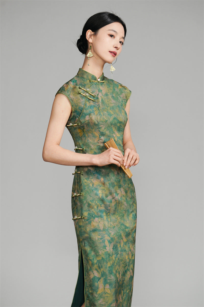 Green cap sleeves Long cheongsam with Gold Floral and Butterfly Pattern