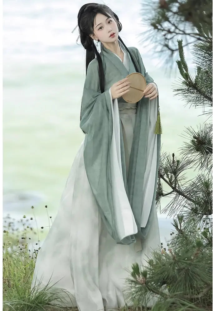 Green  Wei Jin-style Flowing Chinese Hanfu Dress