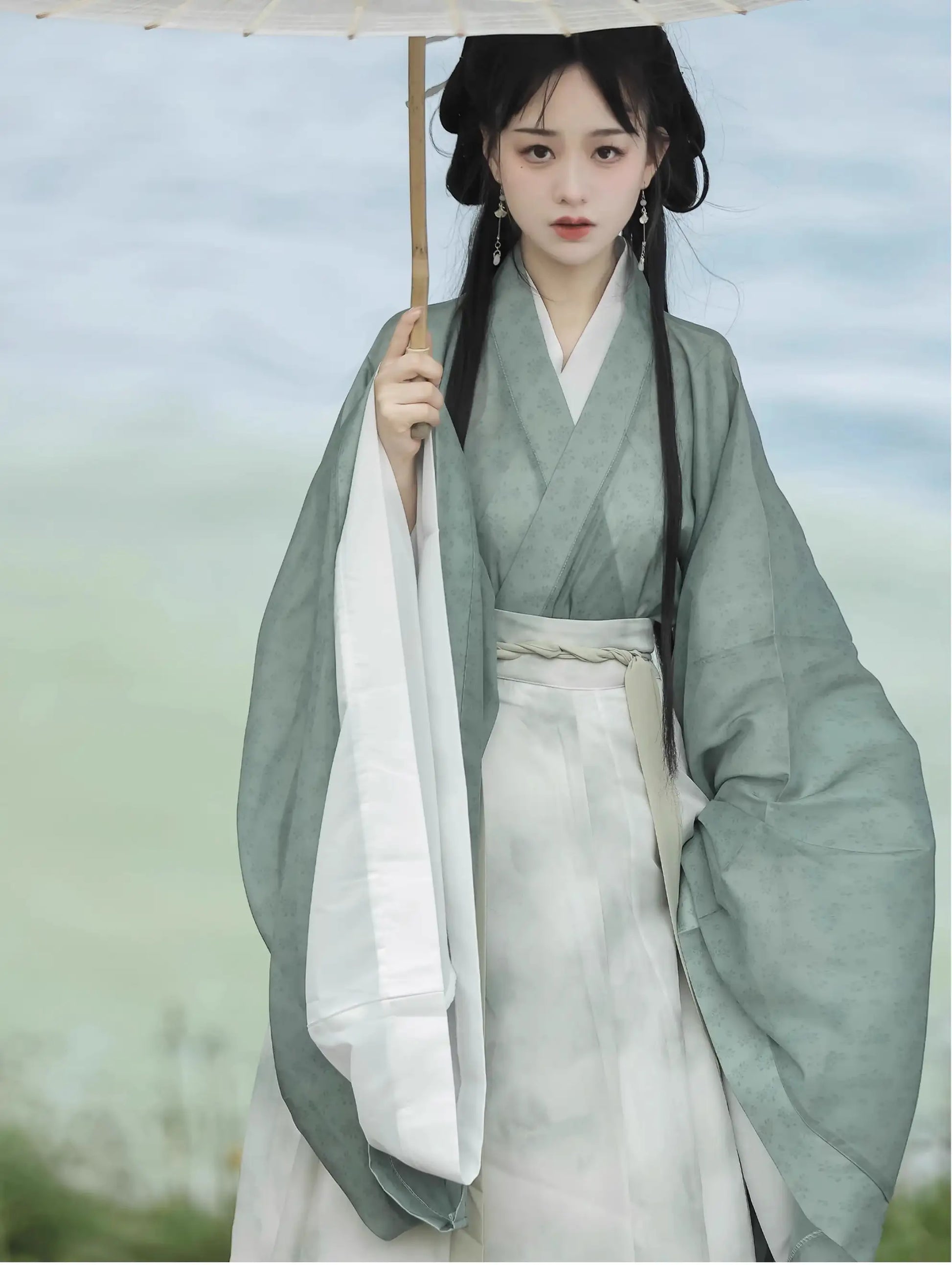 Green  Wei Jin-style Flowing Chinese Hanfu Dress