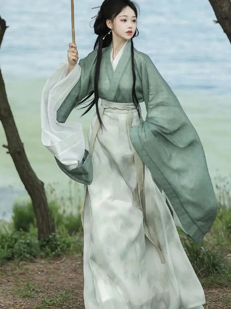 Green  Wei Jin-style Flowing Chinese Hanfu Dress