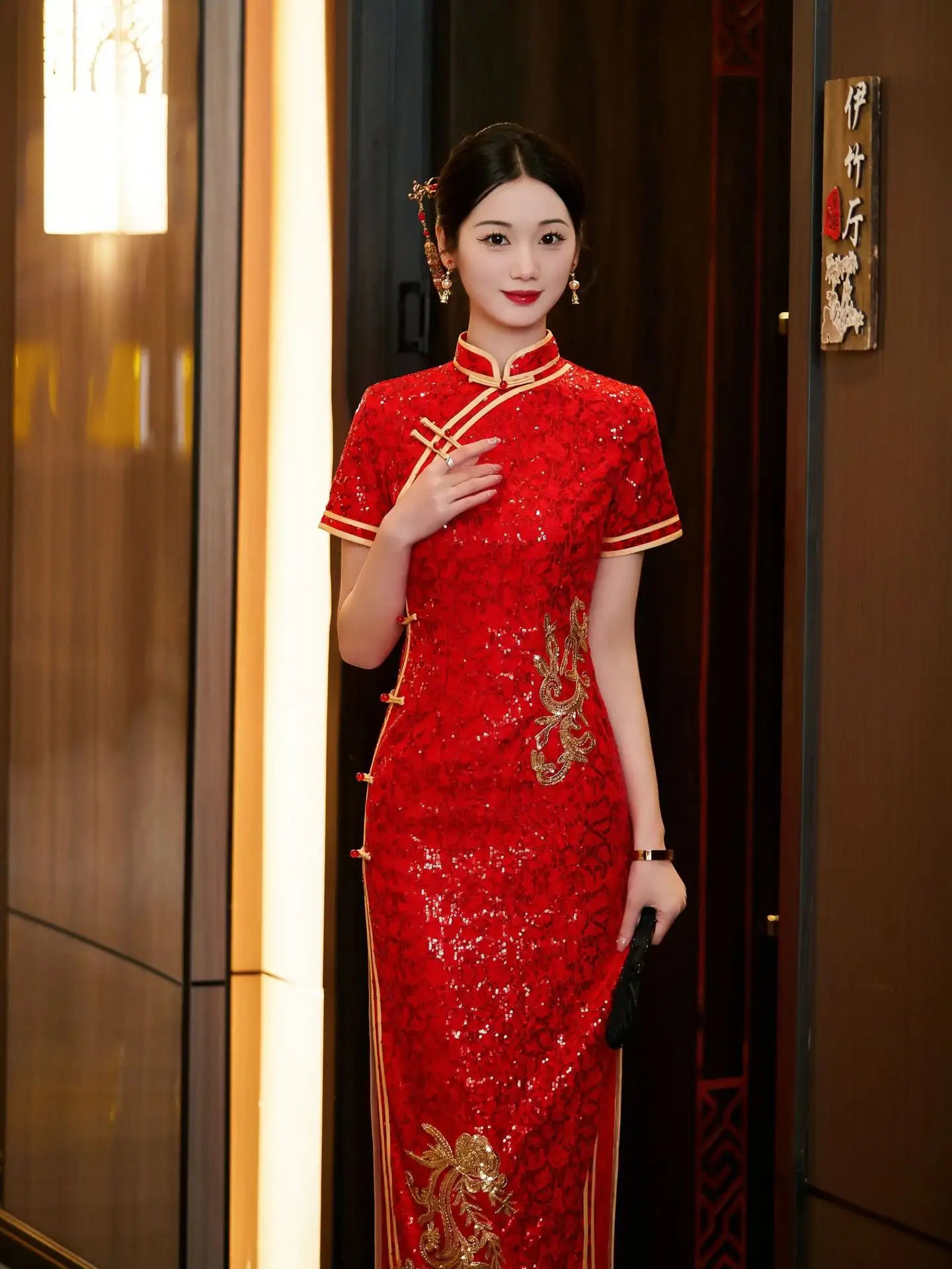 Traditional Chinese wedding Red Sequin Qipao Cheongsam with Gold Flower