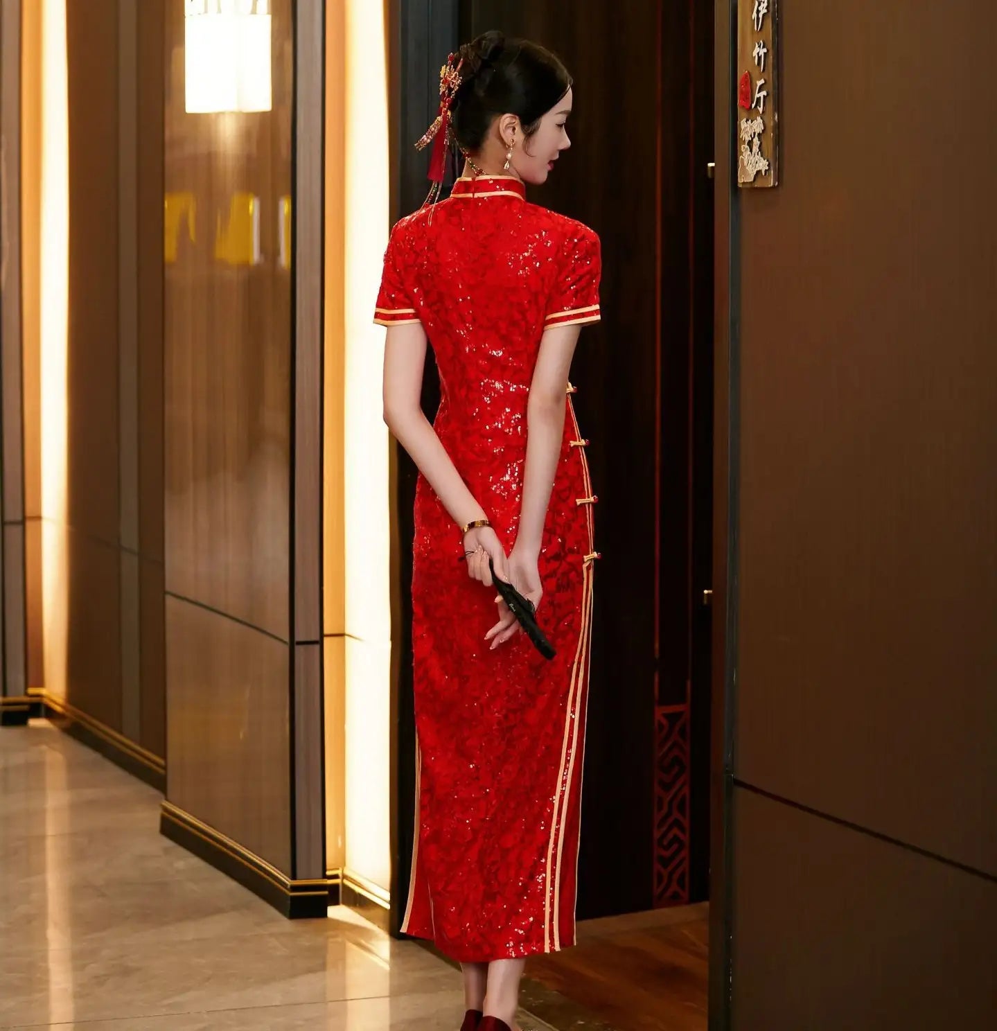 Traditional Chinese wedding Red Sequin Qipao Cheongsam with Gold Flower
