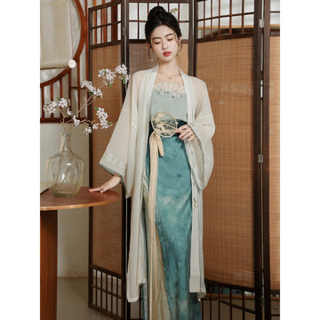 Teal & Ivory Embroidered Three-Piece Song Song Dynasty Hanfu Dress
