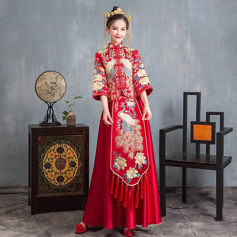 Traditional Chinese wedding phoenix qun kwa qipao dress