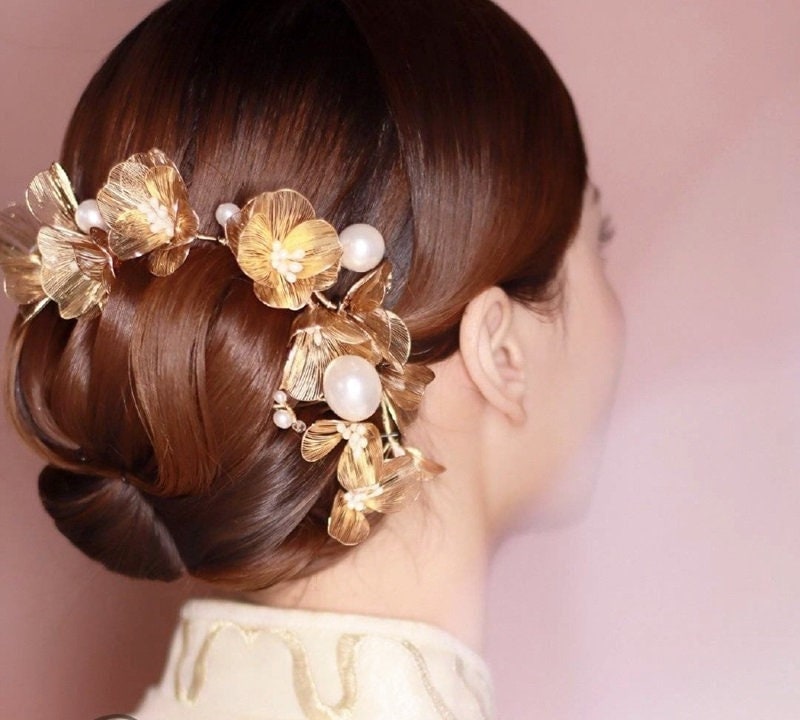 Golden Flower Petals Hairpiece - Oriental Me