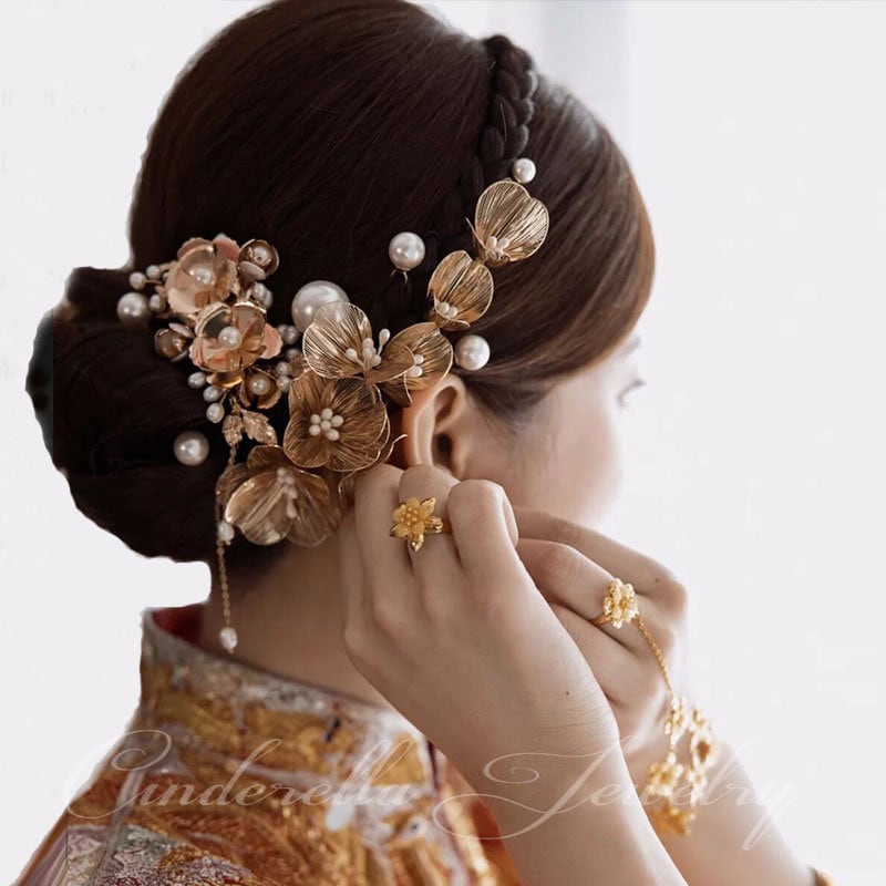 Golden Flower Petals Hairpiece - Oriental Me