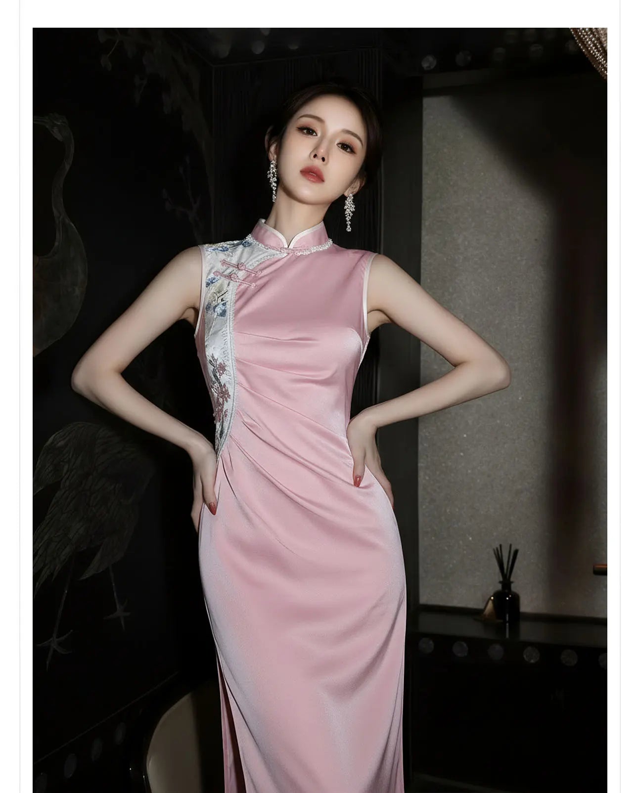Qipao chinois rose sans manches avec drapé sur le côté