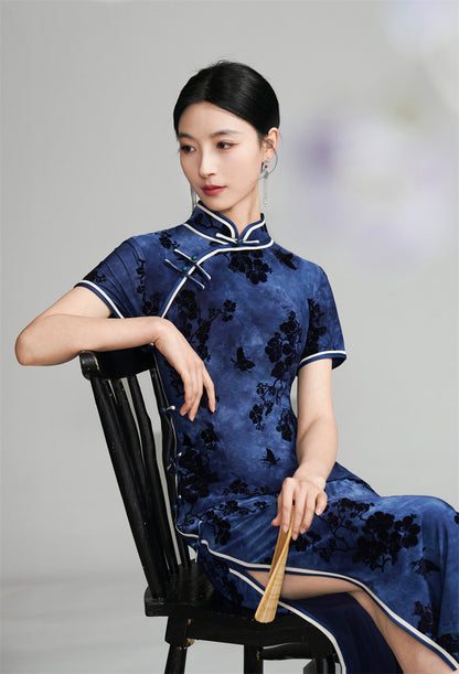 Dark Blue Short Sleeves Floral Velvet Qipao Dress