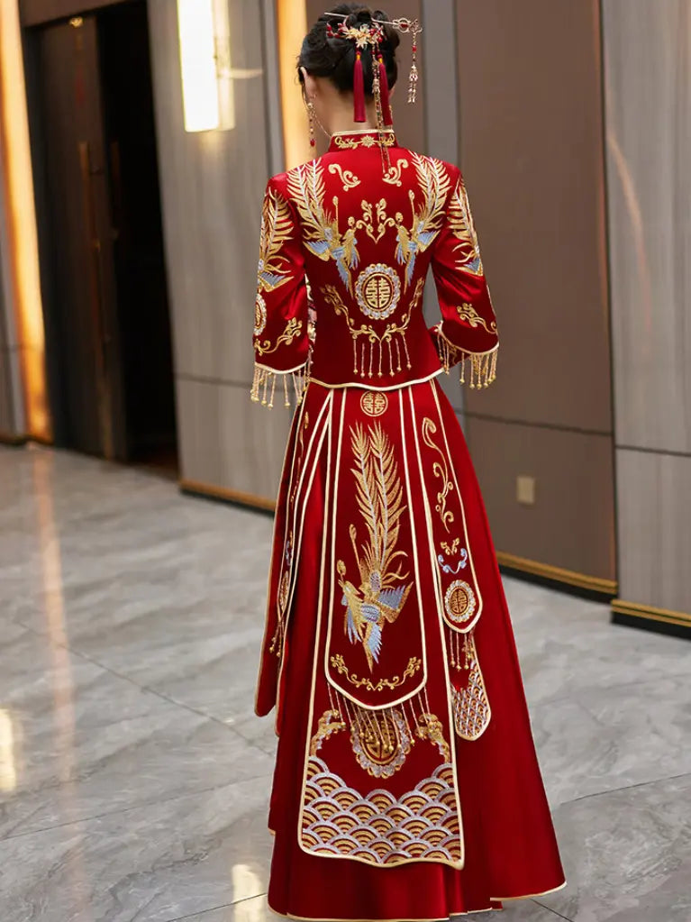 Traditional Red Chinese Bridal Xiuhe Phoenix Wedding Gown