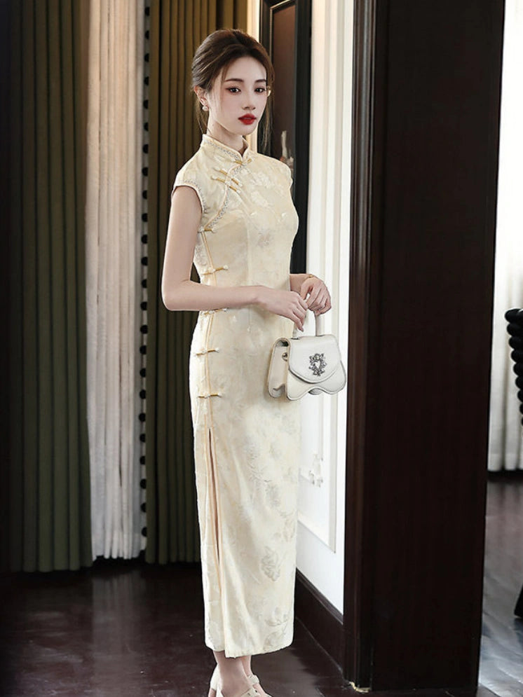 Qipao en velours dévoré jacquard floral vintage