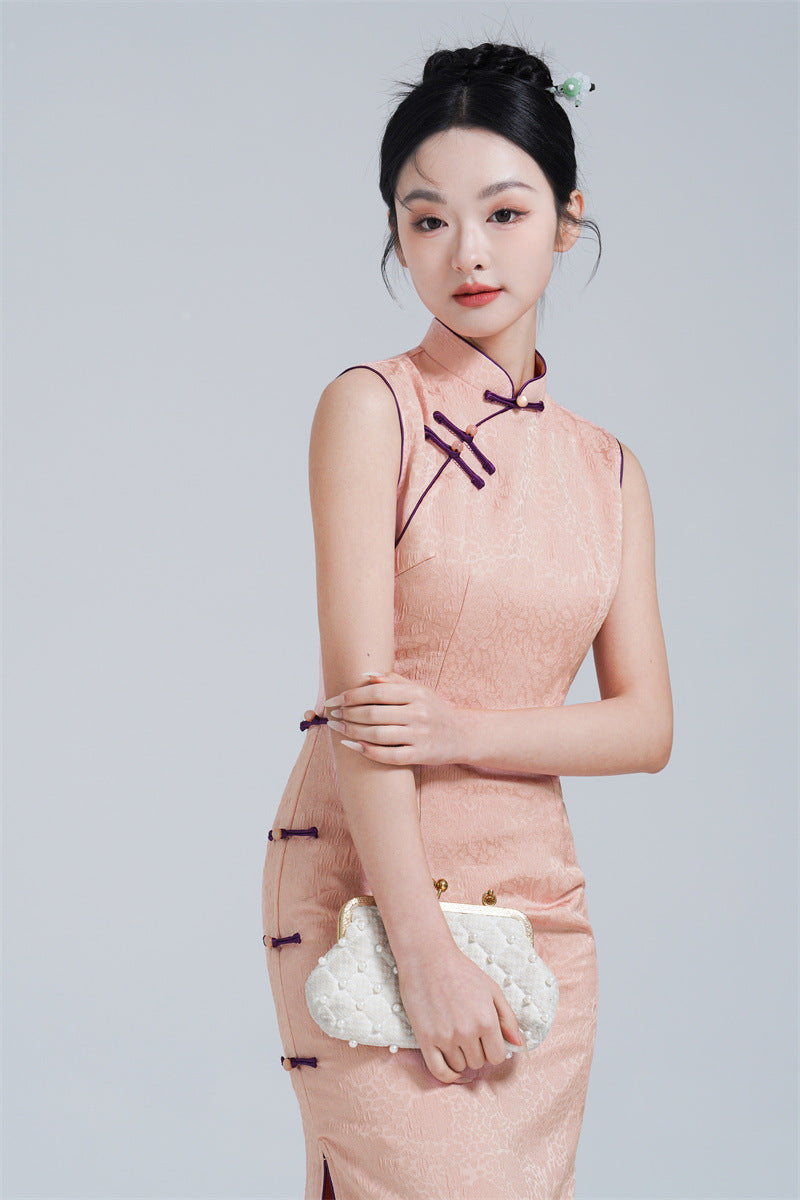 Sleeveless Peach Floral Jacquard Qipao