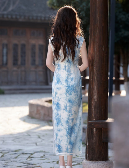Robe Qipao sans manches bleu ciel et blanche
