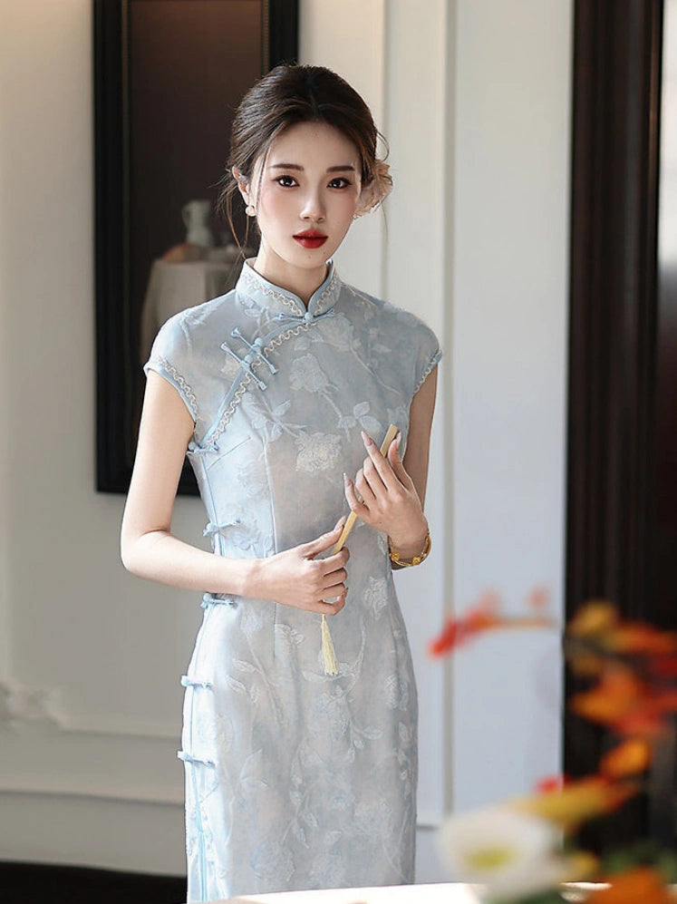 Qipao en velours dévoré jacquard floral vintage