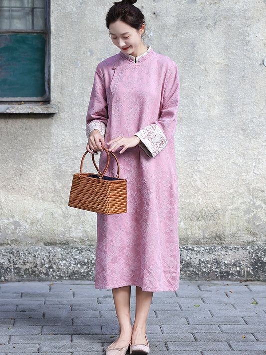 Model in Pink Floral Ramie Cotton Long Sleeves Loose Qipao Cheongsam Dress