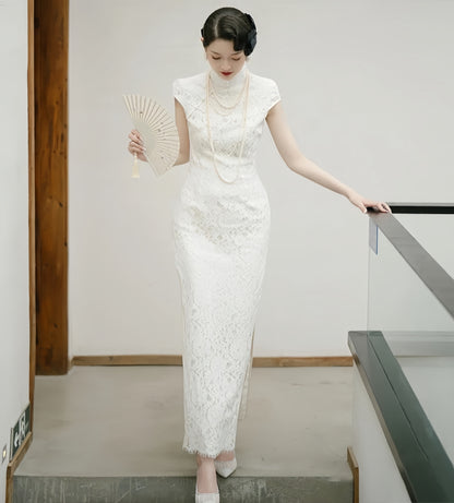 model in traditional chinese white lace cheongsam qipao walking