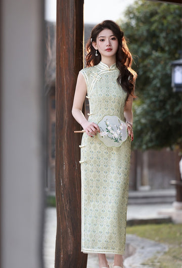 Pastel Green Sleeveless Qipao Dress