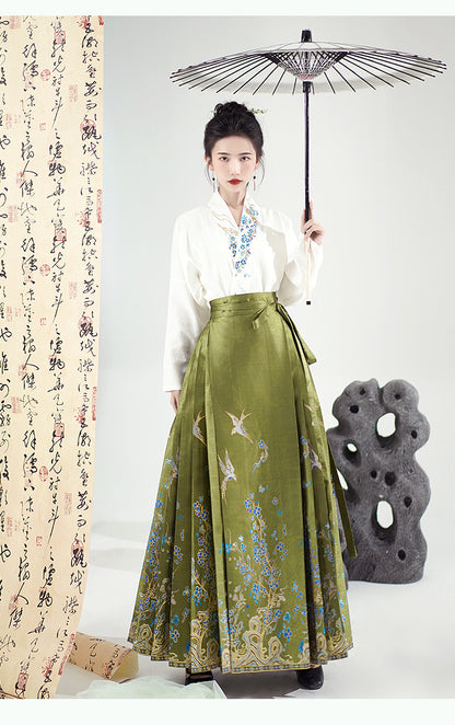 Robe Hanfu en trois pièces brodée de lotus bleu et blanc de la dynastie Song