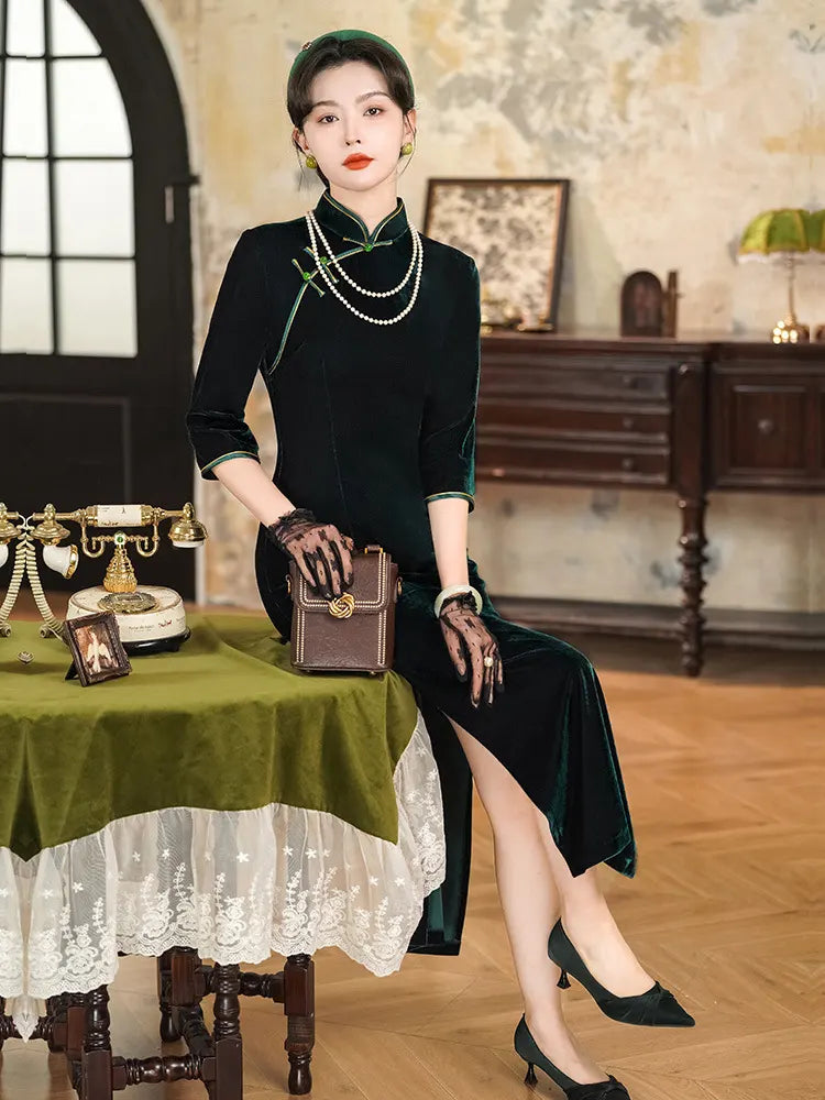 Vintage Emerald Green Velvet Long Sleeves Chinese Cheongsam Evening Dress Oriental Me Vintage Emerald Green Velvet Long Sleeves Chinese Cheongsam Evening Dress Oriental Me