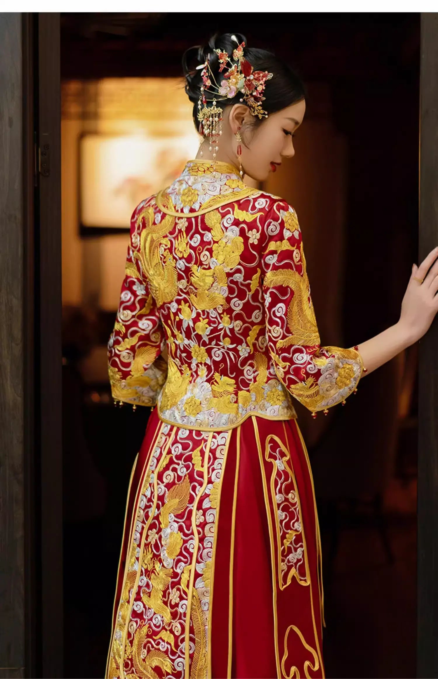 Red and gold  traditional Chinese Wedding pheonix  Qun Kwa Dress