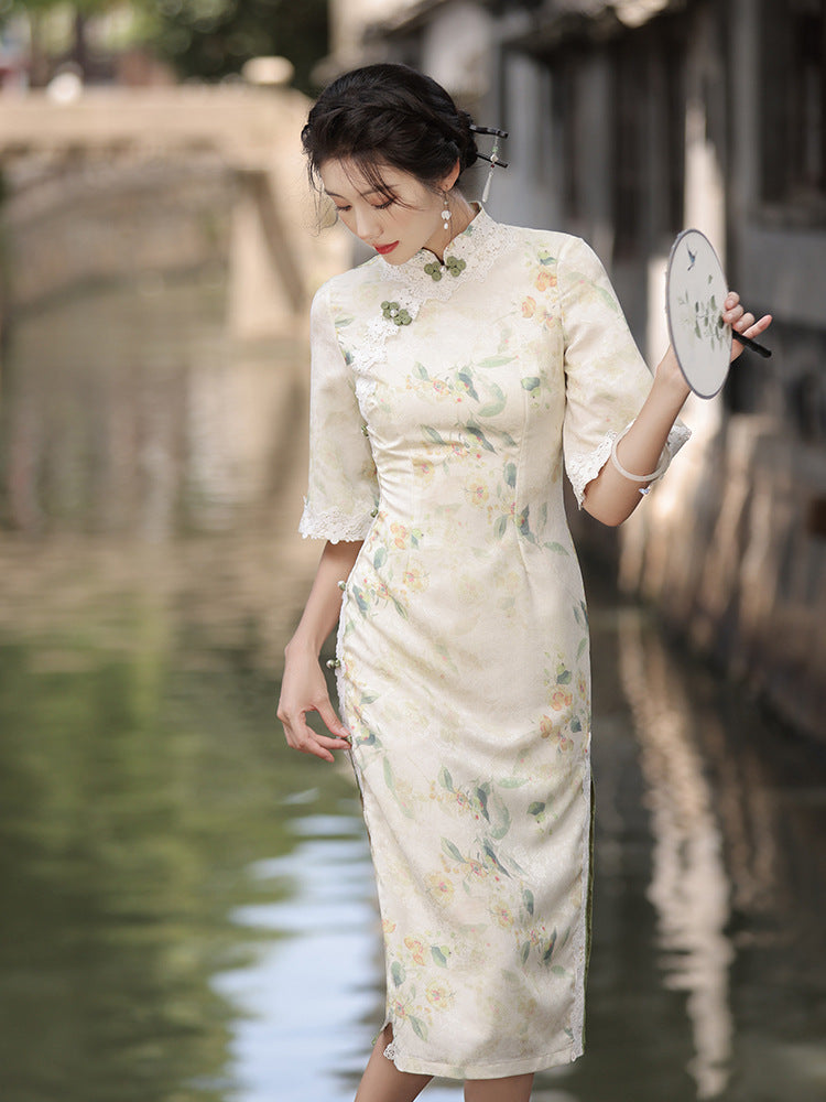 Floral Lace-Trimmed Qipao Dress