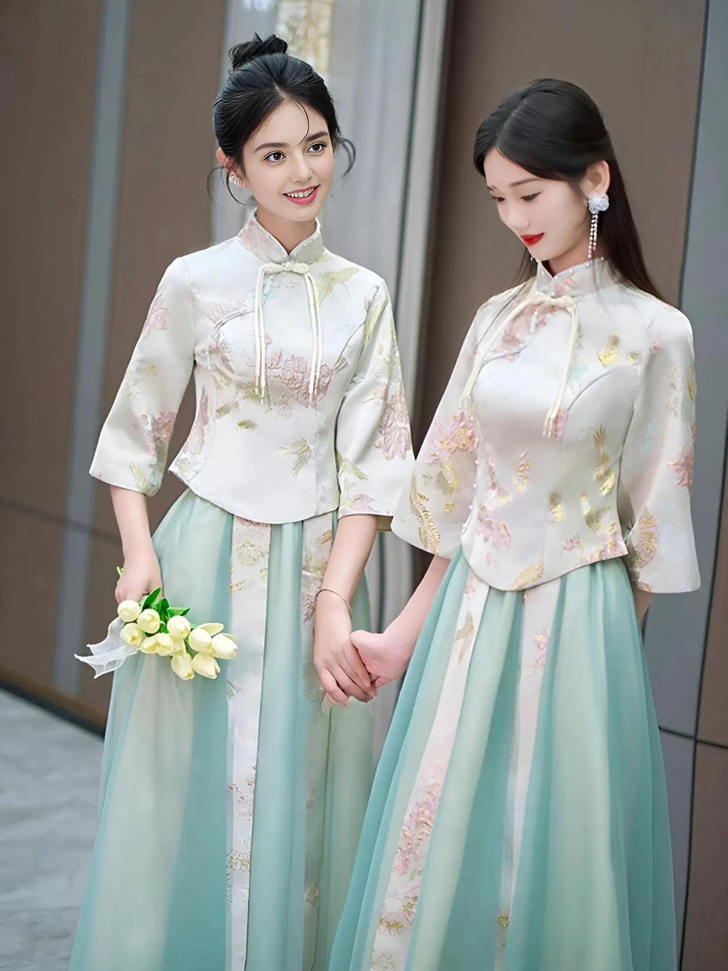 Grünes Qipao-Cheongsam-Kleid für Brautjungfern