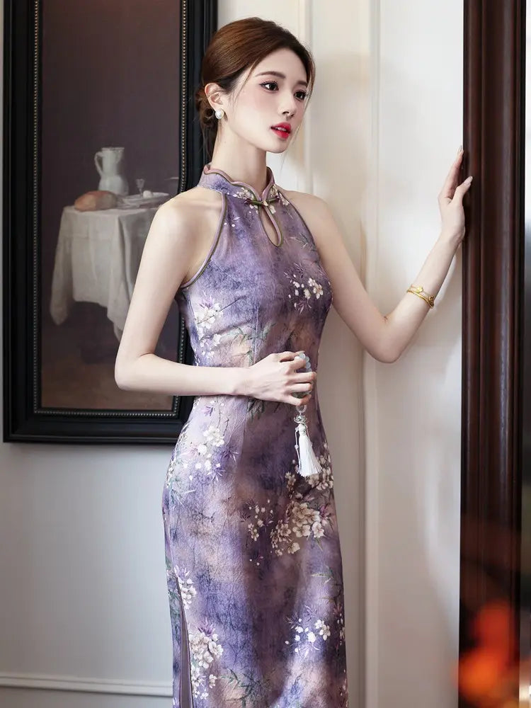 Neckholder-Midikleid mit Blumenmuster, Cheongsam und Qipao
