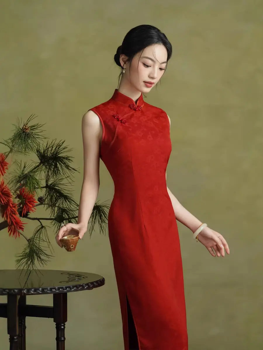 Rotes ärmelloses Jacquard-Qipao-Cheongsam-Kleid | Crimson Bliss