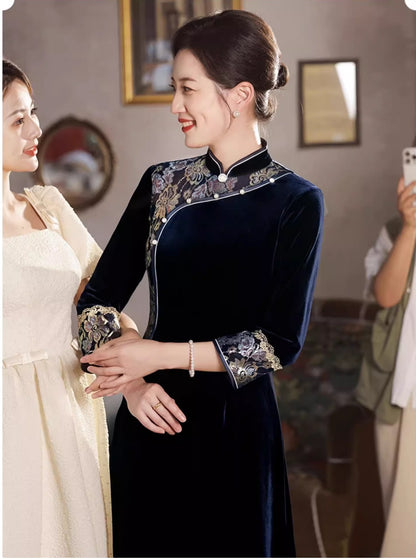 Long Sleeves A-Line Velvet Cheongsam Qipao Dress