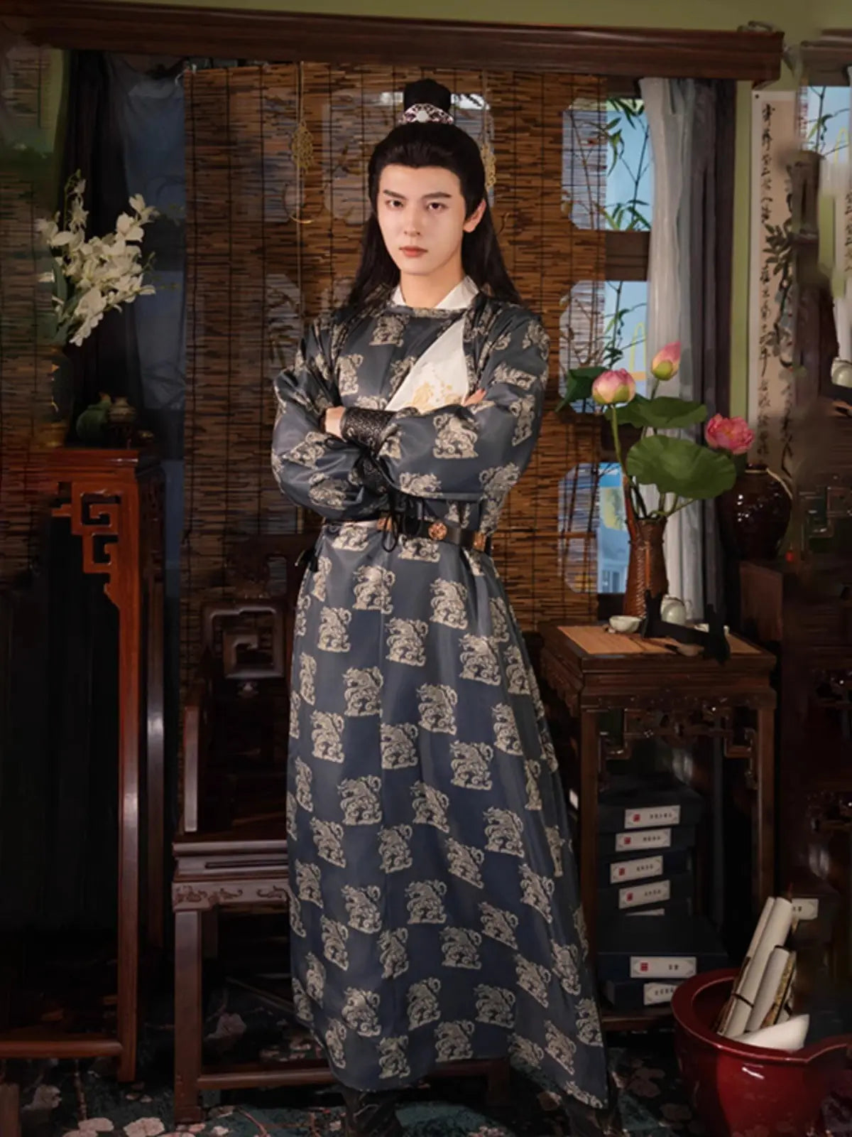 Ensemble de robe à col rond pour homme de la dynastie Tang | Skyward