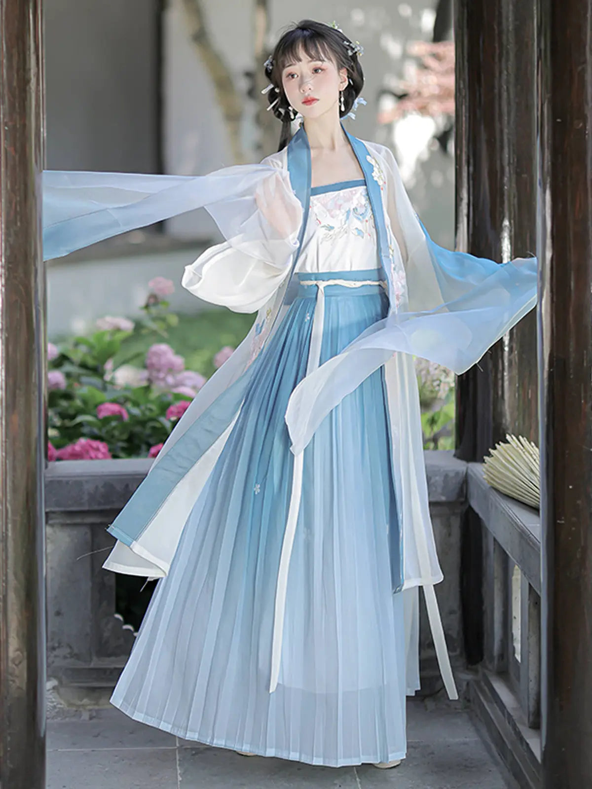 Blue and White  Song Dynasty Chinese Hanfu Dress