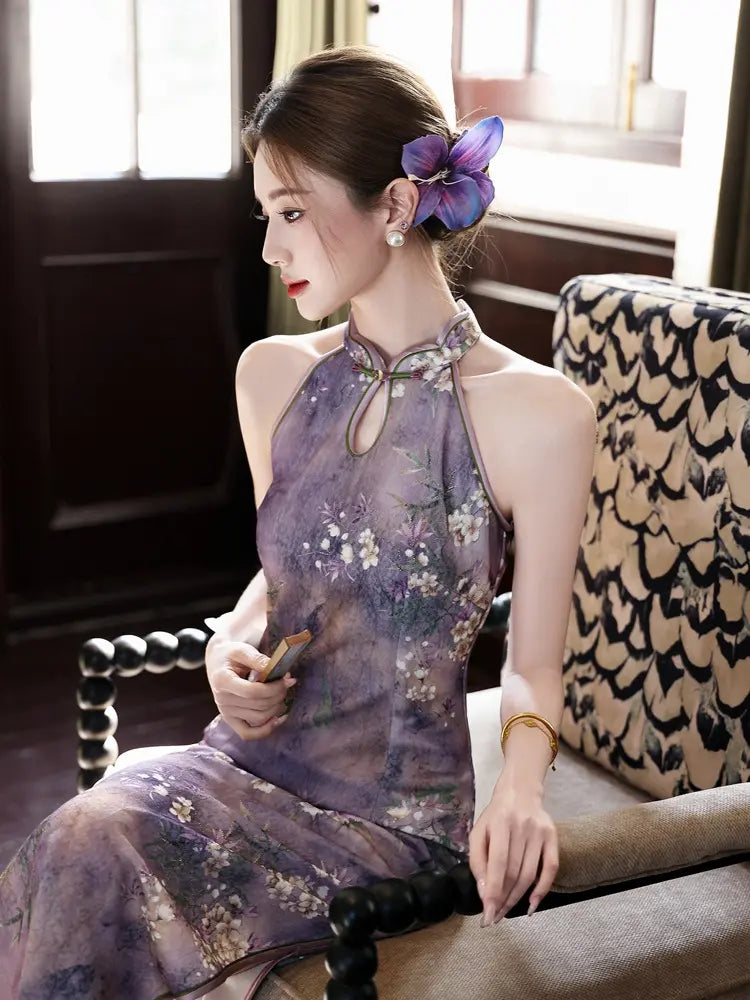 Neckholder-Midikleid mit Blumenmuster, Cheongsam und Qipao