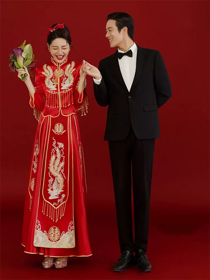 model in traditional red phoenix wedding qun kwa dress 