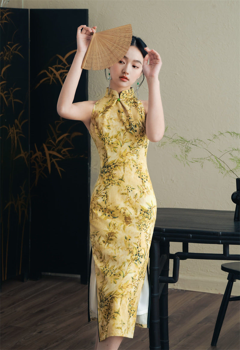 Robe Qipao Midi Cheongsam à Fleurs Jaune Radieuse à Col Halter