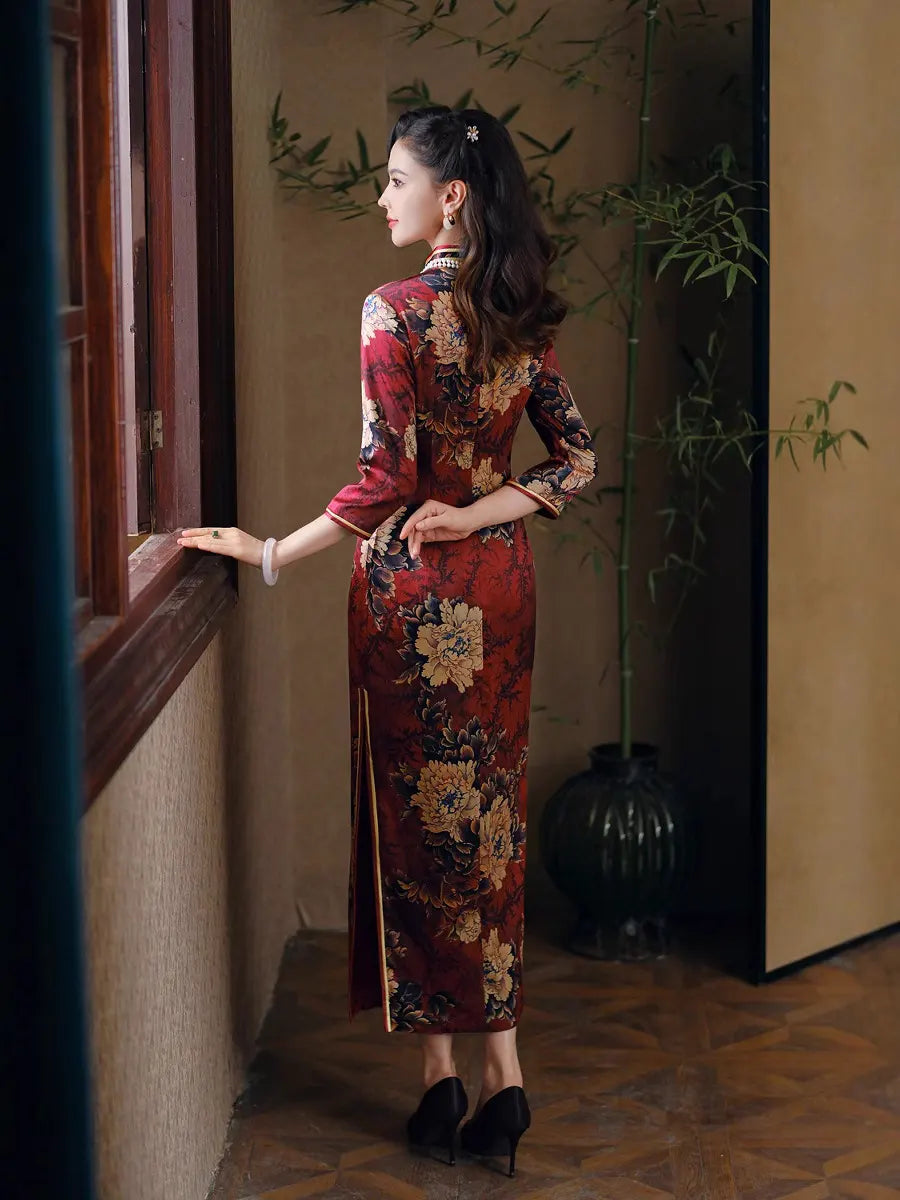 Red 3/4 Long Sleeves Floral Silk Qipao | Peony