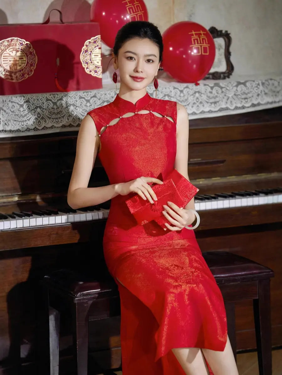 Red & Gold Brocade Sleeveless Modern Wedding  Qipao Dress