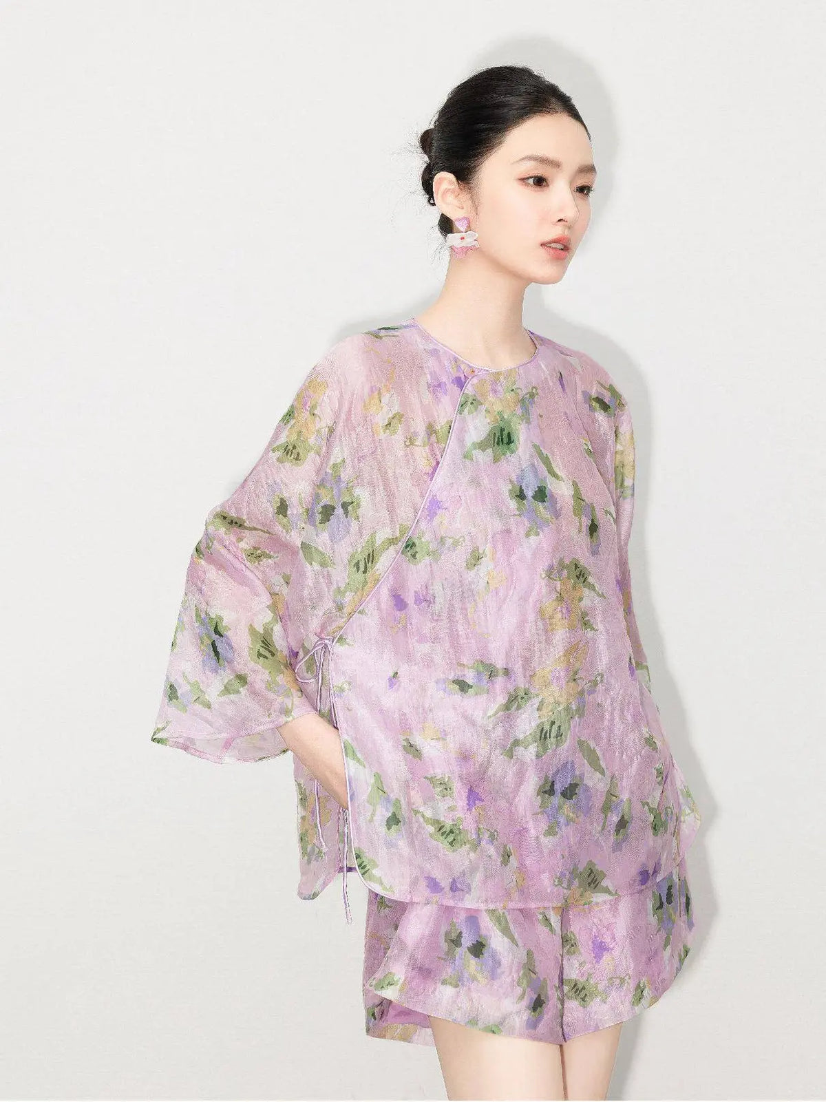 New Chinese Style - Asymmetrical Top & Elastic Waist Shorts in Lilac