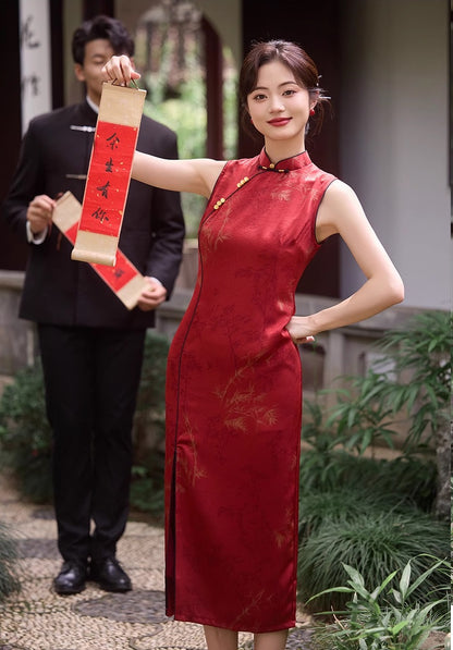 Robe Qipao Cheongsam en Jacquard Rouge sans Manches | Feuilles de Bambou