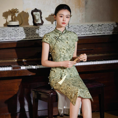 Mute Green Floral Silk Qipao Dress | Daisy