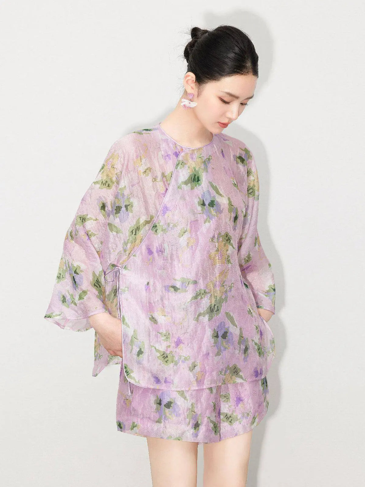 New Chinese Style - Asymmetrical Top & Elastic Waist Shorts in Lilac