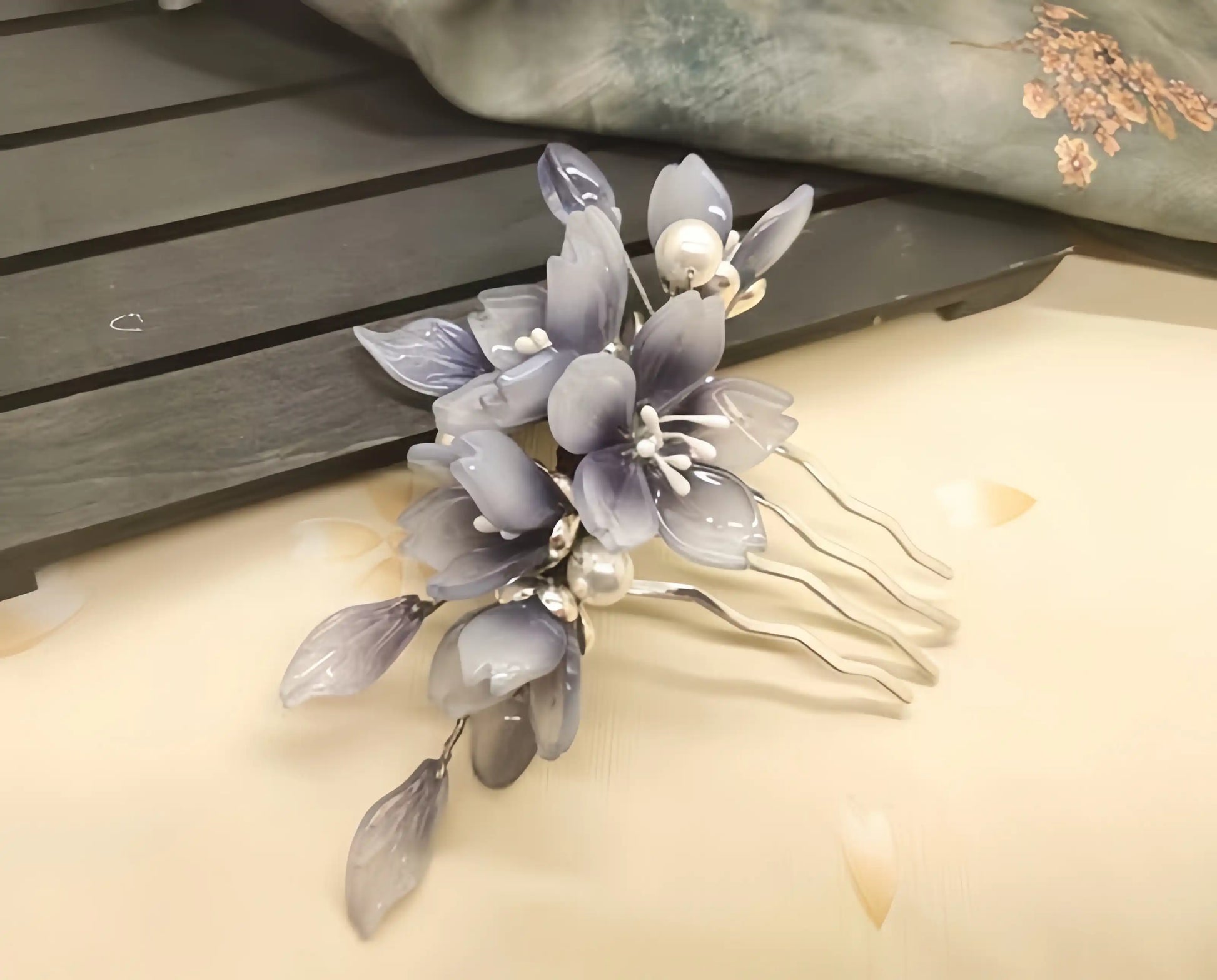 Jade Look Alike Floral Hanfu Hair Comb 