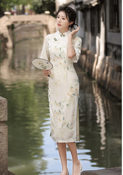 Floral Lace-Trimmed Qipao Dress