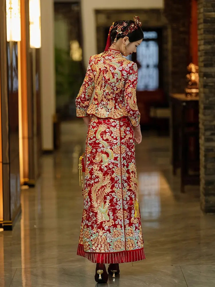 Bridal Qun Kwa with matching gold headpiece and traditional Chinese jewelry.
